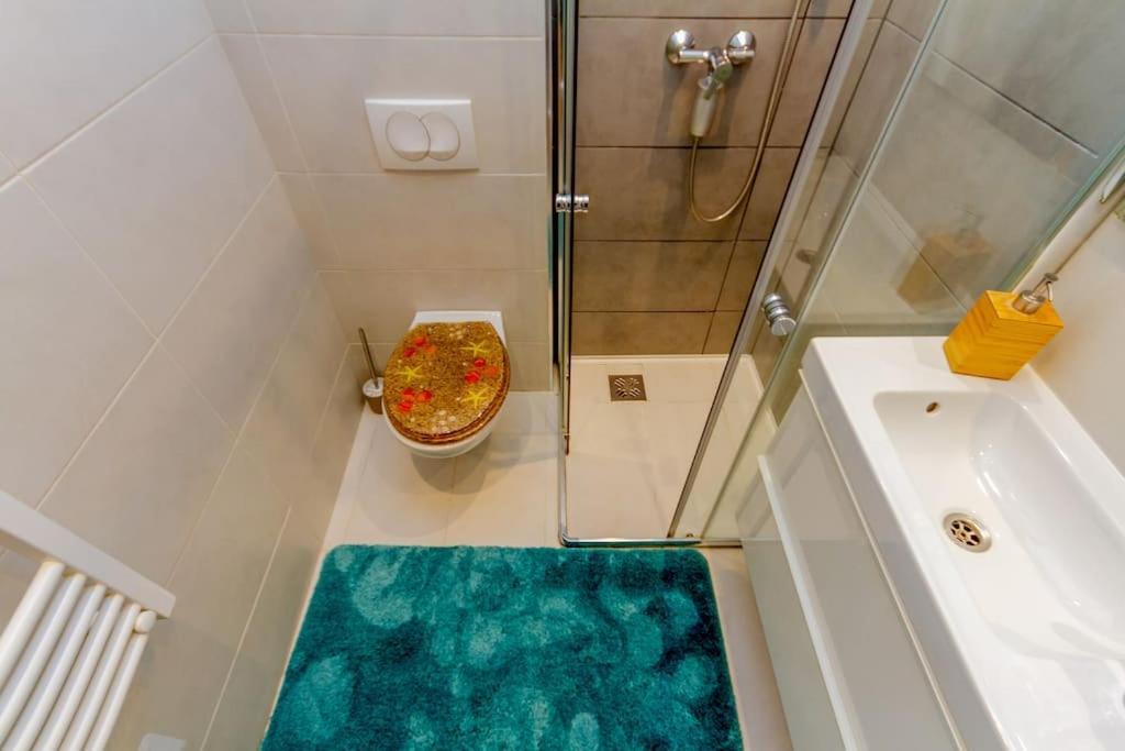 Cozy Nest By The Andrassy Avenue Apartman Budapest Kültér fotó